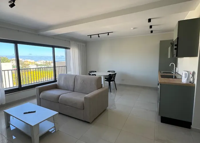 Apartment The Collective Is-Swieqi