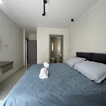 Apartment The Collective Is-Swieqi