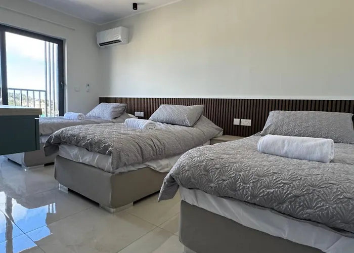 아파트 The Collective