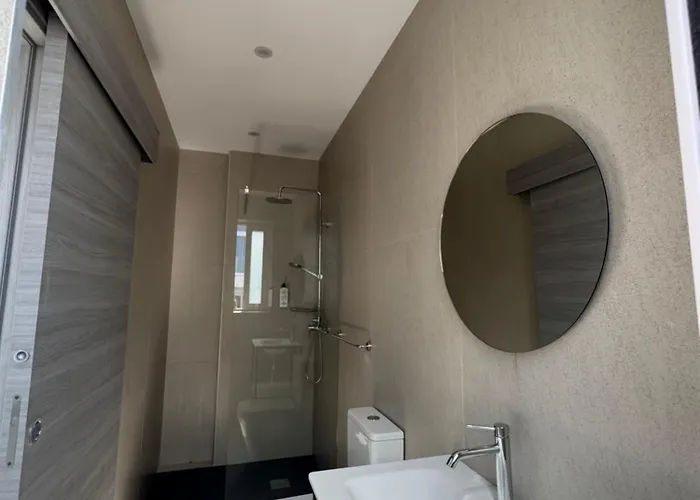 아파트 The Collective *